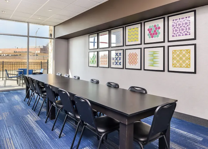Holiday Inn Express & Suites - Kansas City - Lee'S Summit By Ihg