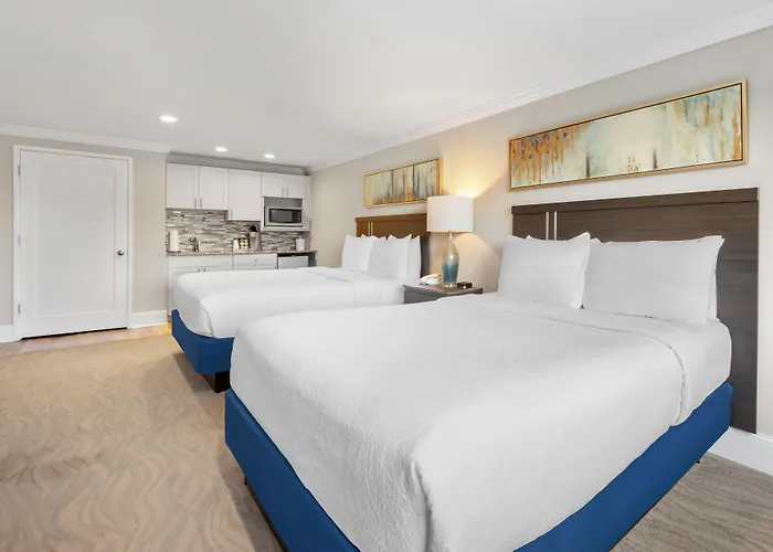 Bask Hotel At Big Rock Landing