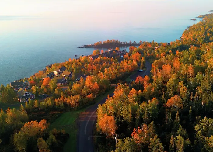 Cove Point Lodge