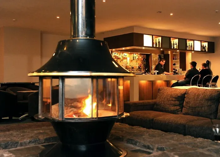 Smiggins Hotel & Chalet Apartments