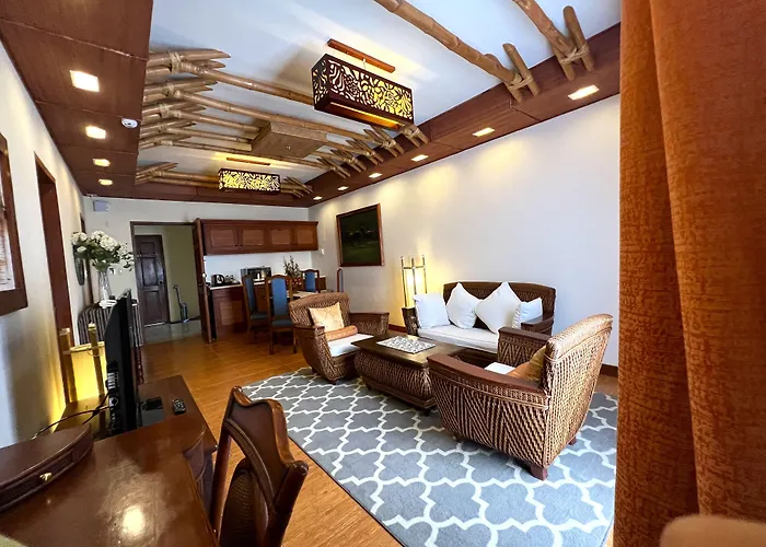 Java Hotel