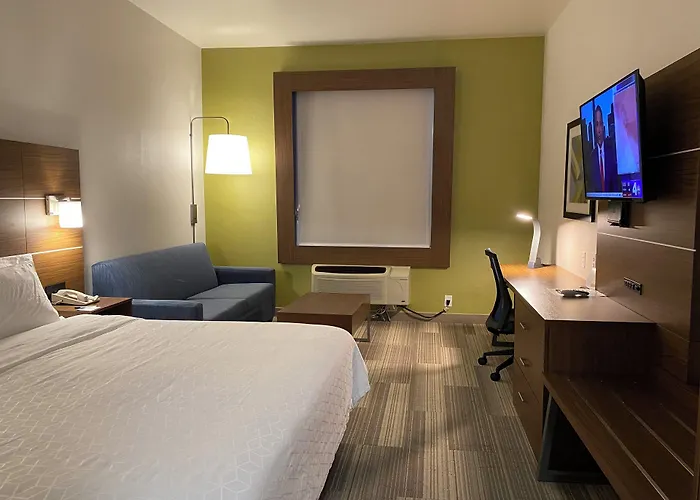 Holiday Inn Express & Suites Beaumont - Oak Valley By Ihg