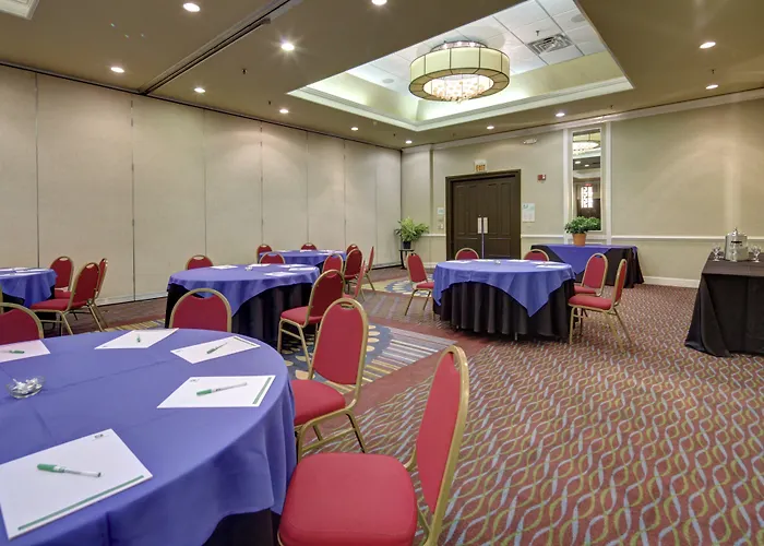 Holiday Inn Staunton Conference Center By Ihg