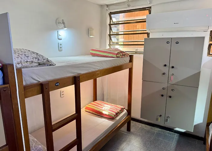 Quatro Ilhas Beach Hostel