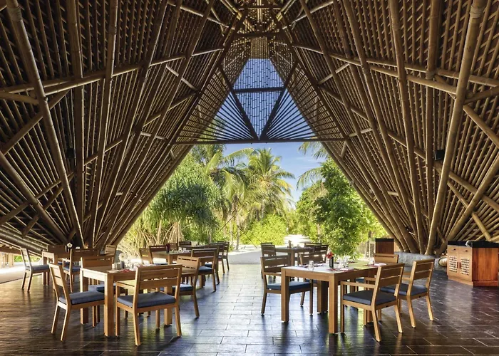 Kuredhivaru Resort And Spa - Maldives