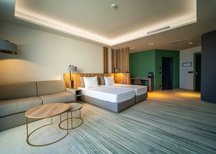Hvd Reina Del Mar - Premium Spa Service & Free Parking