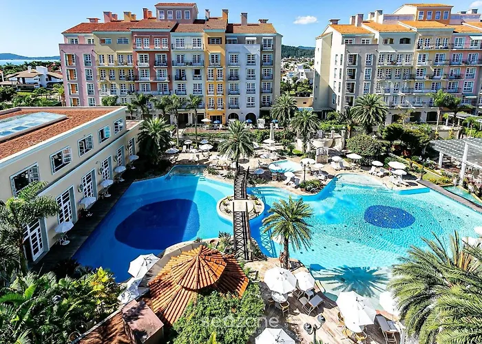 Confortáveis Studios no IL Campanario Resort ILCJR