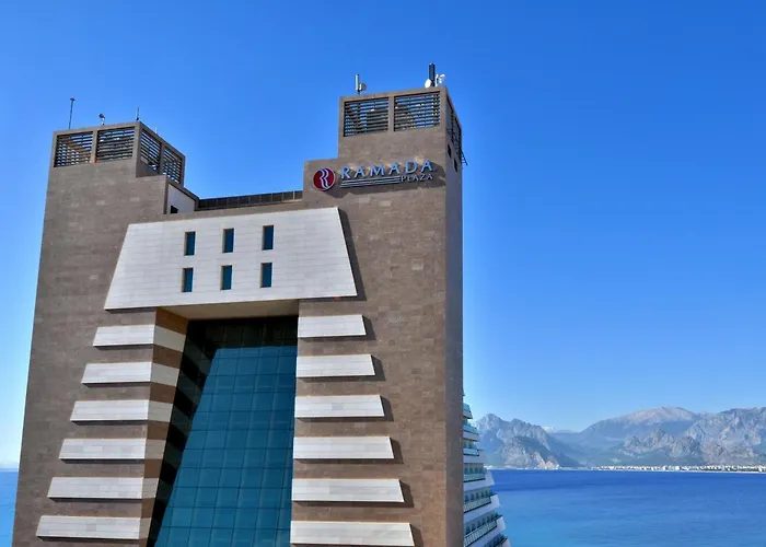Ramada Plaza Antalya Hotel
