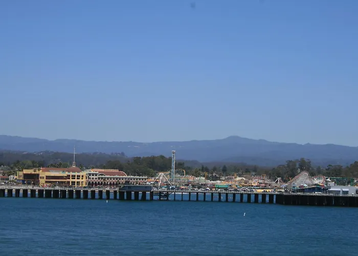 Rio Vista Inn & Suites Santa Cruz