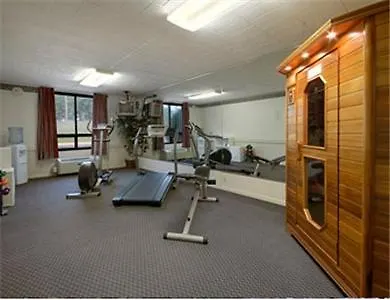 Days Inn Hotel & Conference Center - Meadville