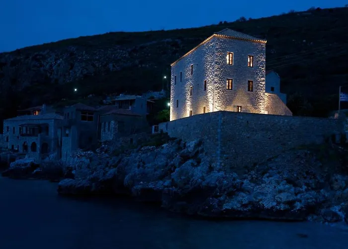 Mavromichalai