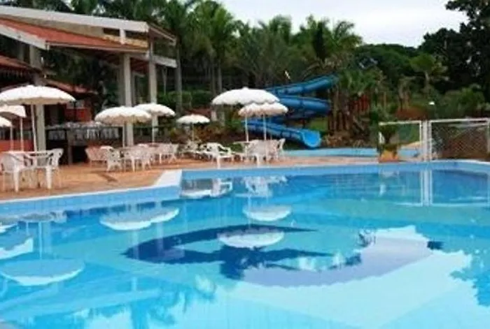 Estancia Park Hotel