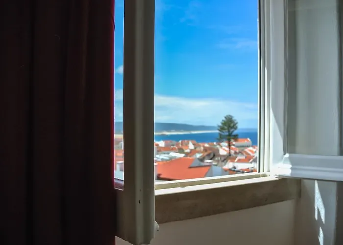 Nazaré Hostel - Rooms&Dorms