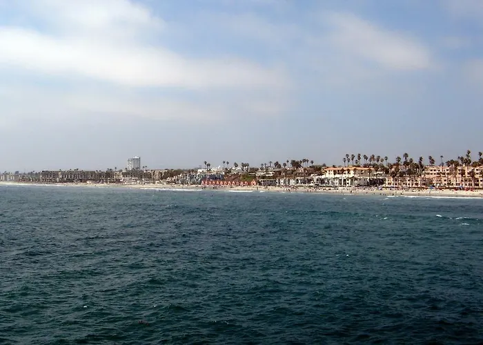 Days Inn By Wyndham Oceanside