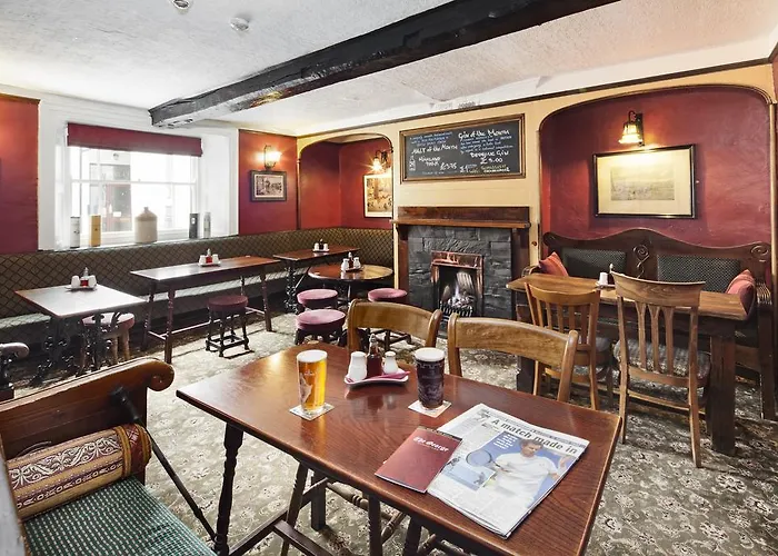 George Hotel