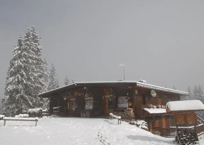 Hotel Chalet Le Caribou
