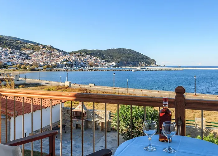 Antonios Skopelos Studios Apartments