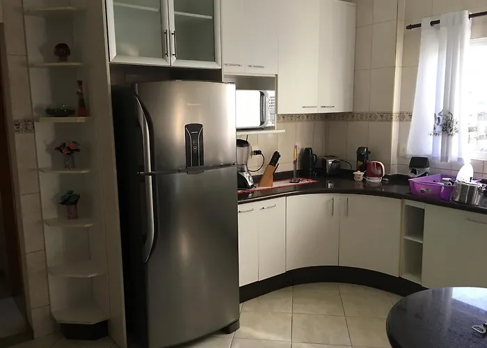 Apartamento em Meia Praia