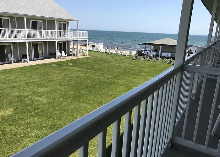 The Three Seasons Resort