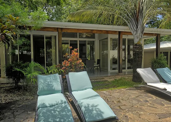 The Breeze Hotel&Villas
