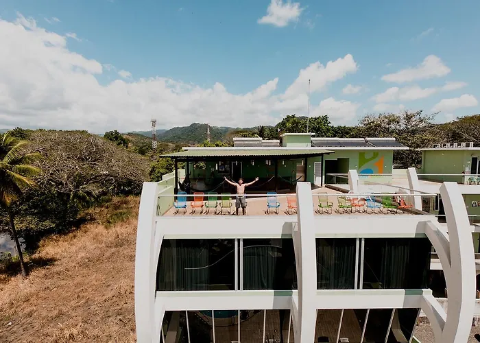 Room2Board Hostel And Surf School