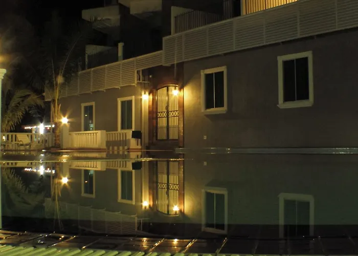 Akar Beach Resort