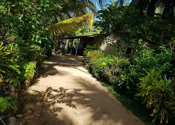 Nilaveli Beach Rooms