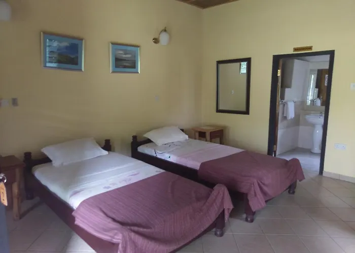 Big Foot Safari Lodge