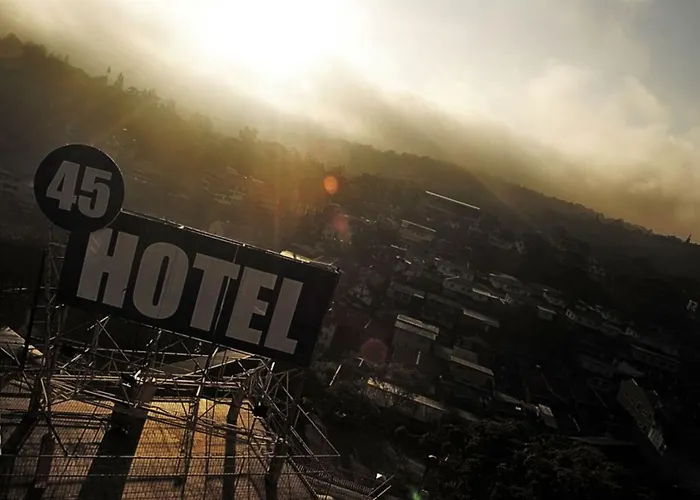 Hotel 45 Extension