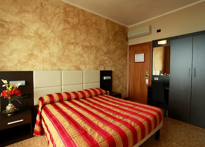 Piccolo Hotel