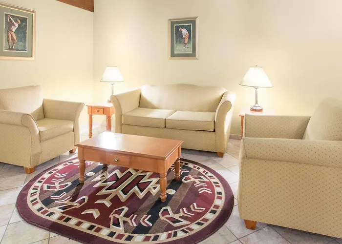 Days Inn By Wyndham Sheboygan/The Falls