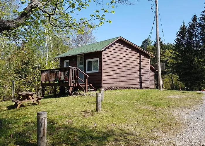 Parkway Cottage Resort And Trading Post
