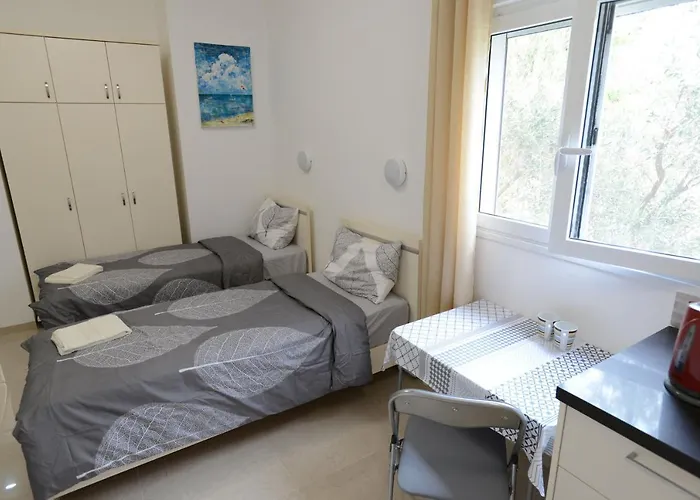 Olga Beach Apartment 28