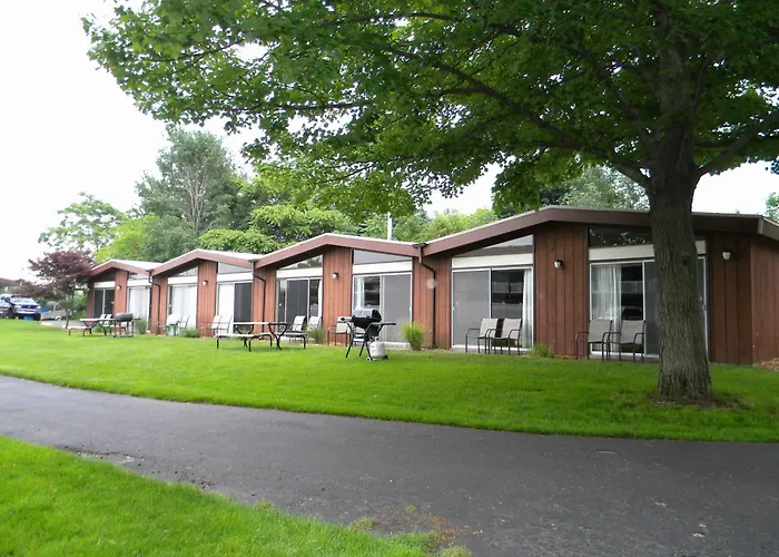 Nader'S Motel & Suites