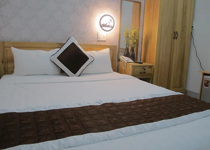 Mr Rot's Secret Hotel