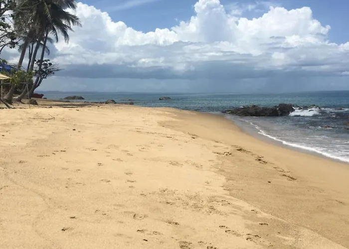 Brisas Del Mar 1/1 Front Beach Apartment