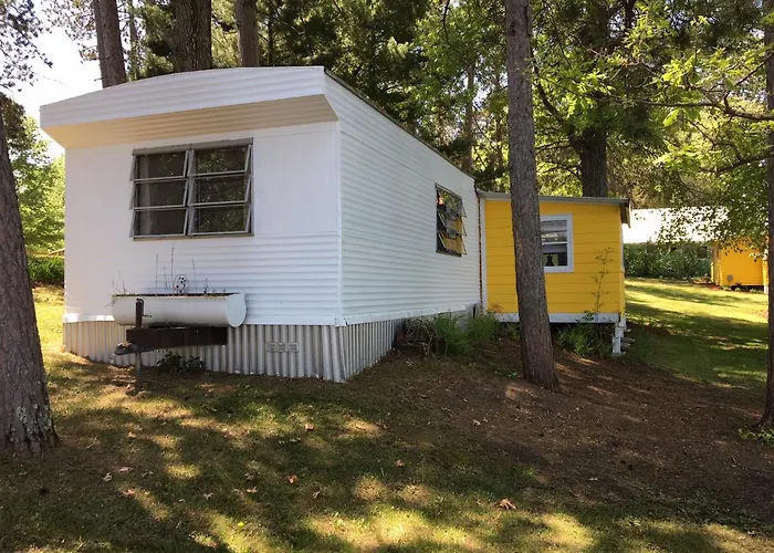 Rainbow'S End Resort Camp