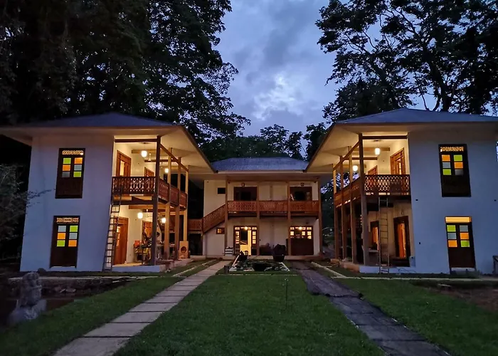 Lanna Ban Hotel