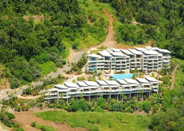 Azure Sea Whitsunday Resort