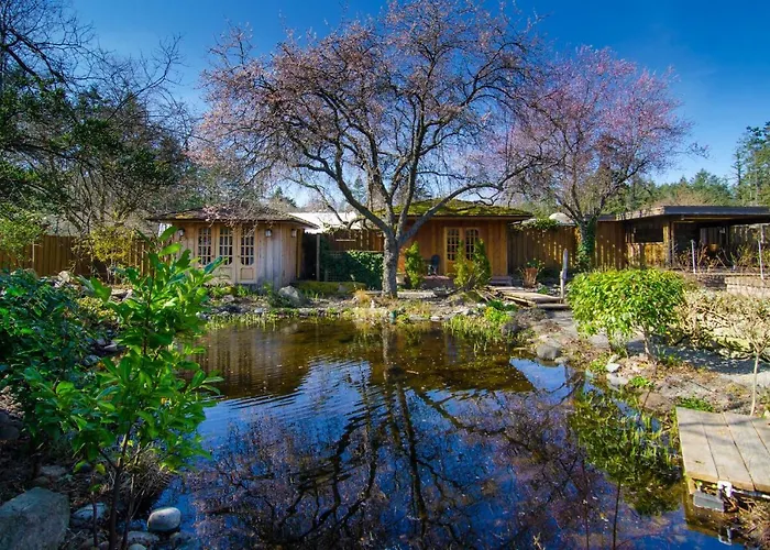 Galiano Oceanfront Inn & Spa