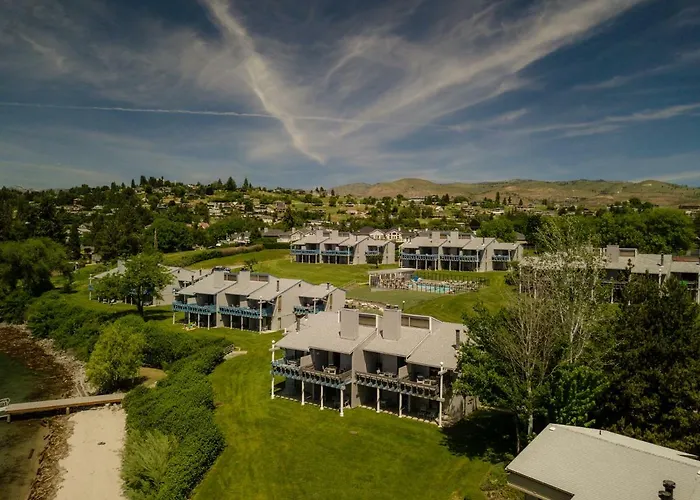 Wapato Point Resort
