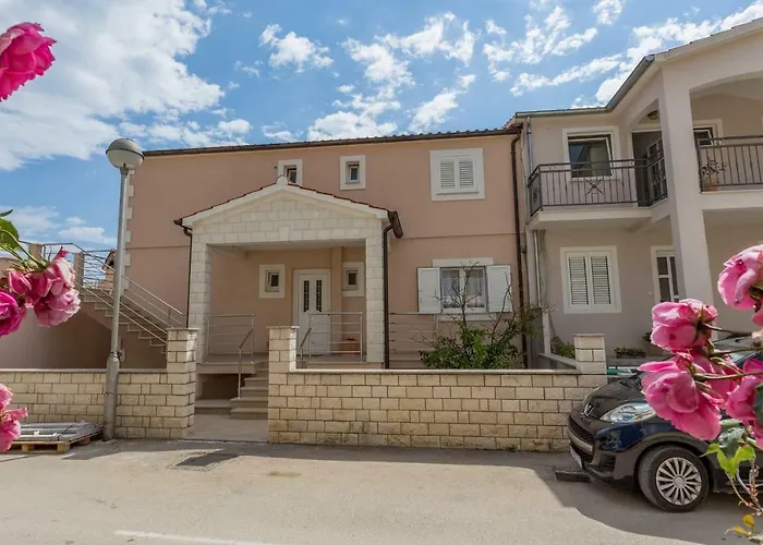 Apartments Gabelic