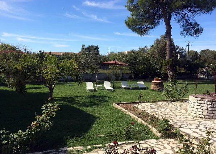 Yiouli Holiday Home