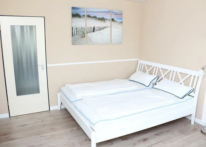 2Zi-Ferienwohnung am Südstrand mit eigenem Parkplatz perfekt für Familie