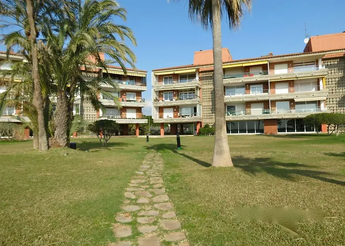Gava4 Beachfront Apartment Barcelona