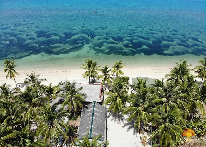 Lanas Beach Resort Carabao Island