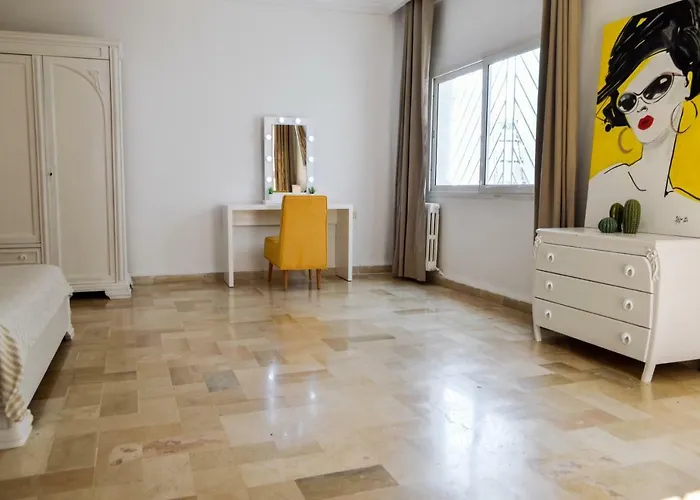 Cosy Apartment @ La Marsa Corniche-Beach