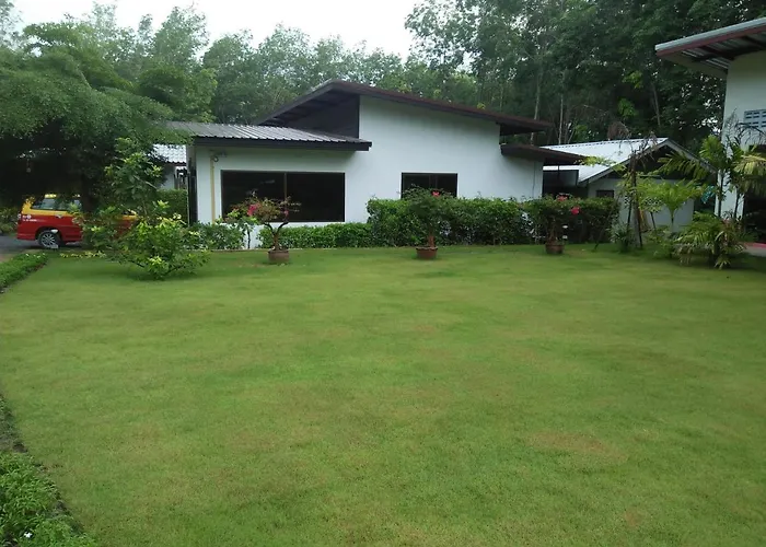 Phuket Sirinapha Resort