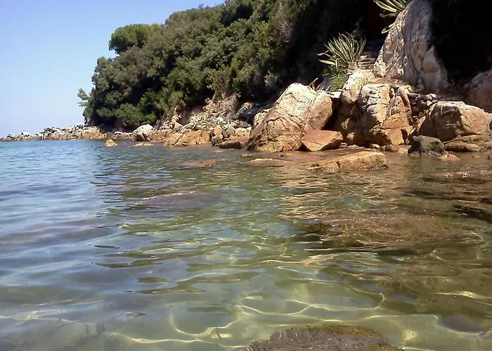 Maremonti Consorzio di Calapiccola con piscina e spiaggia