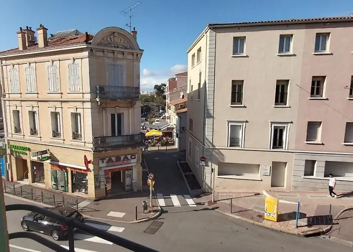 123 Sadi Carnot, classé 2 étoiles